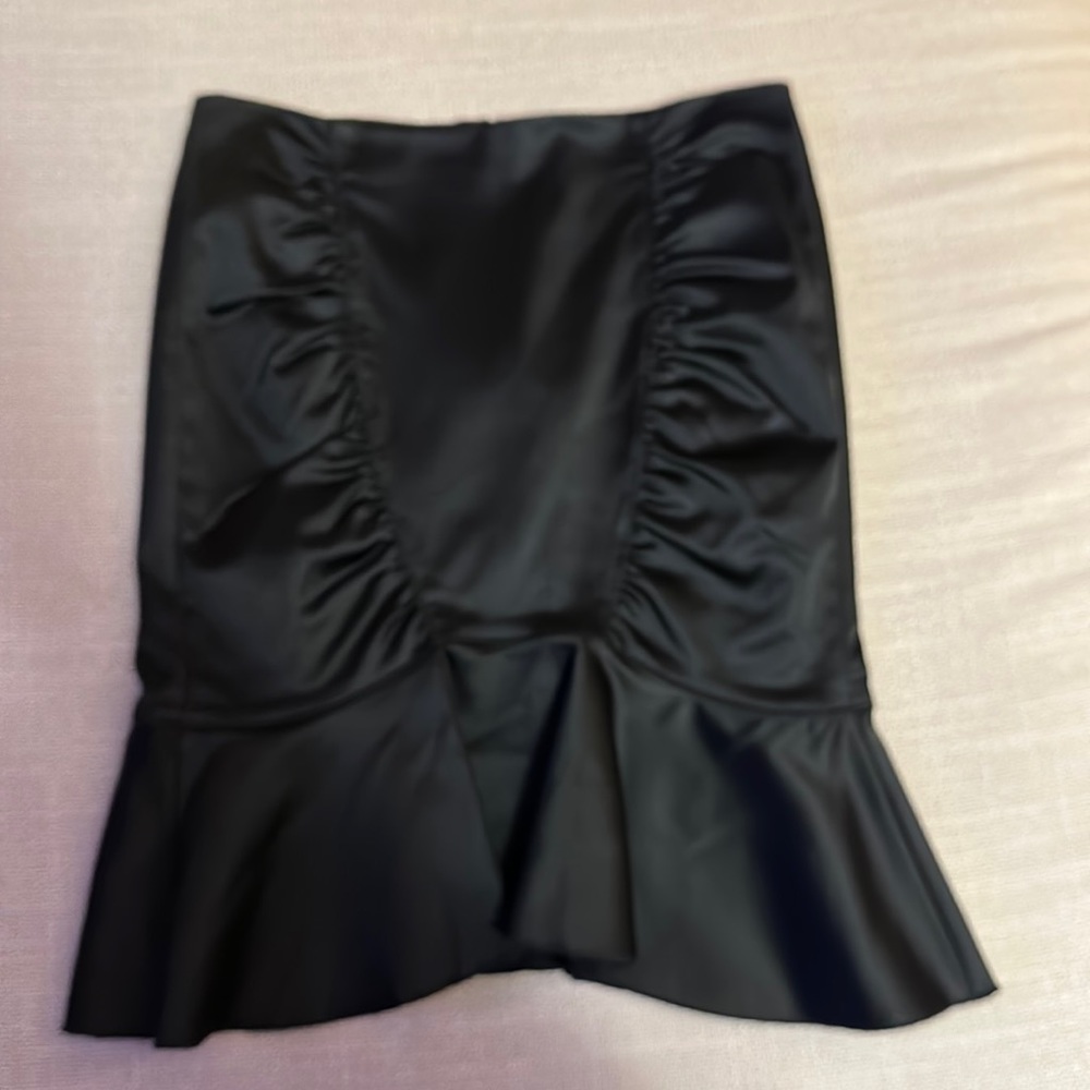 Marciano black skirt